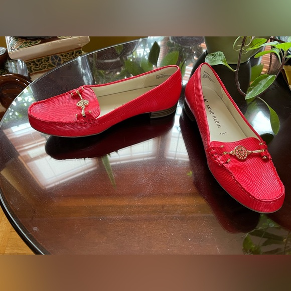 Anne Klein Red Orange Iflex Loafer Flat shoes in Size 8 - Picture 4 of 4